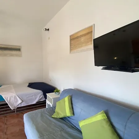 La Lonja 2 *